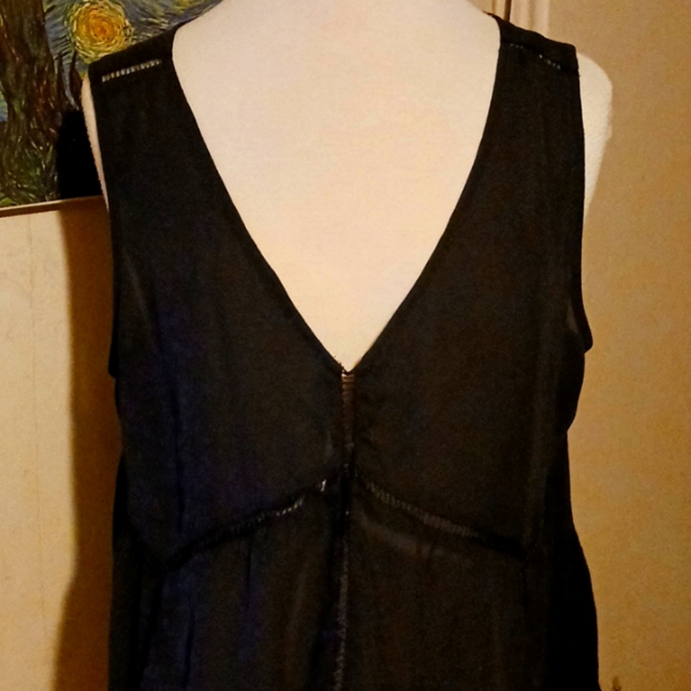 NWOT- Jessica Simpson XL Black Dressy or Casual Tank Top w/ See Through Stripes - Picture 5 of 9